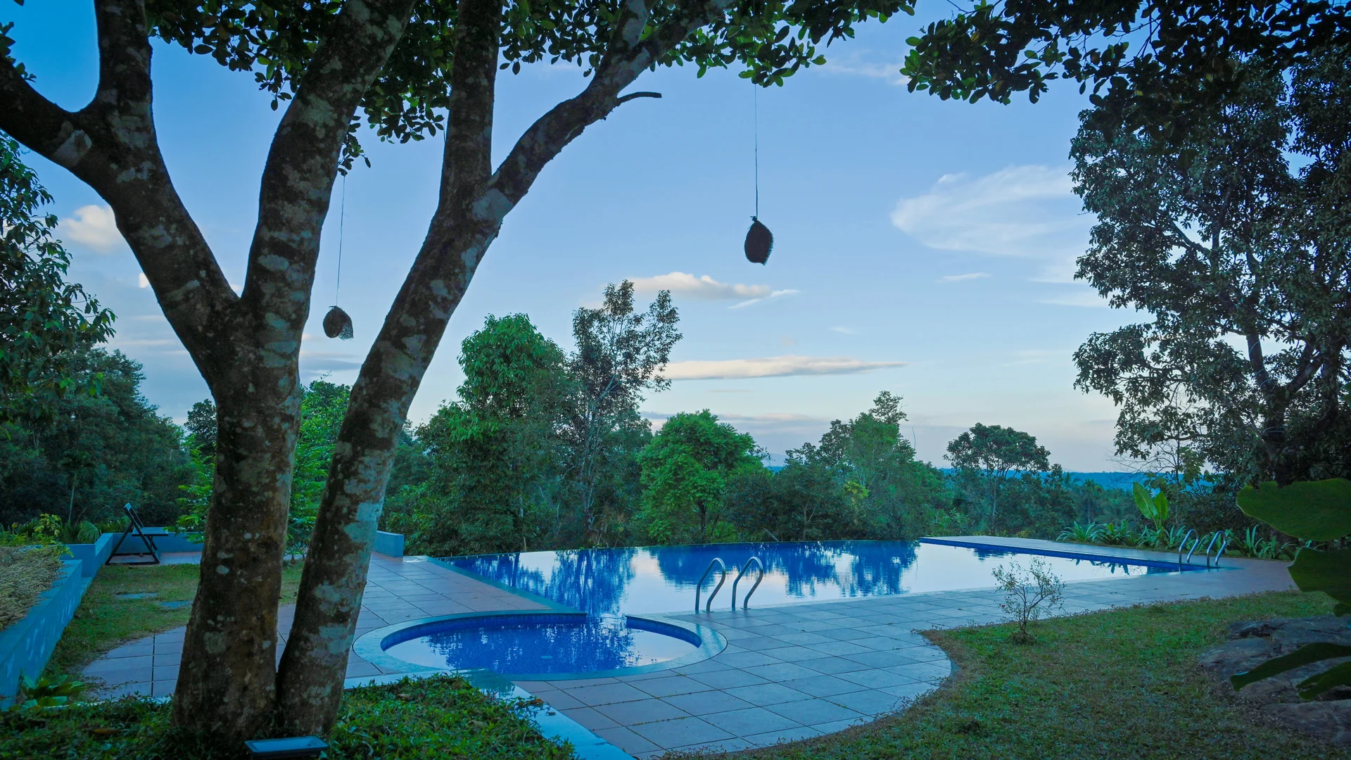 Luxury Resort in Wayanad - Cradle of Banasura