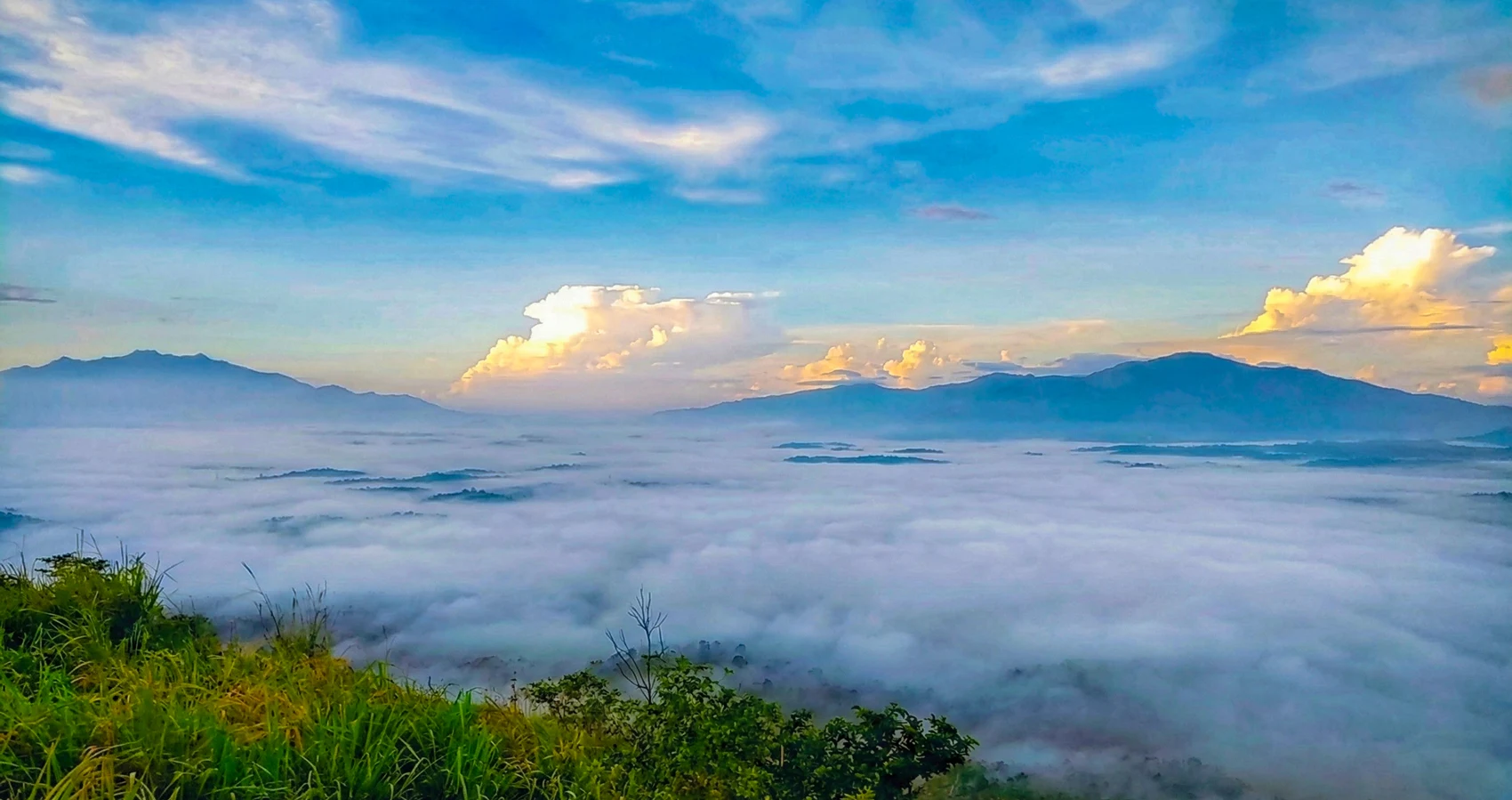 Kurumbalakotta View Point Sunrise